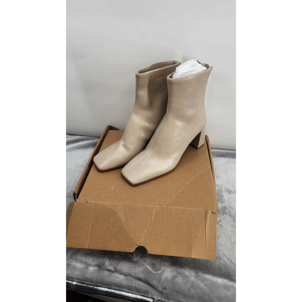Mango Women's US 7.5 Beige Block Ankle Square Toe Boots New With Box